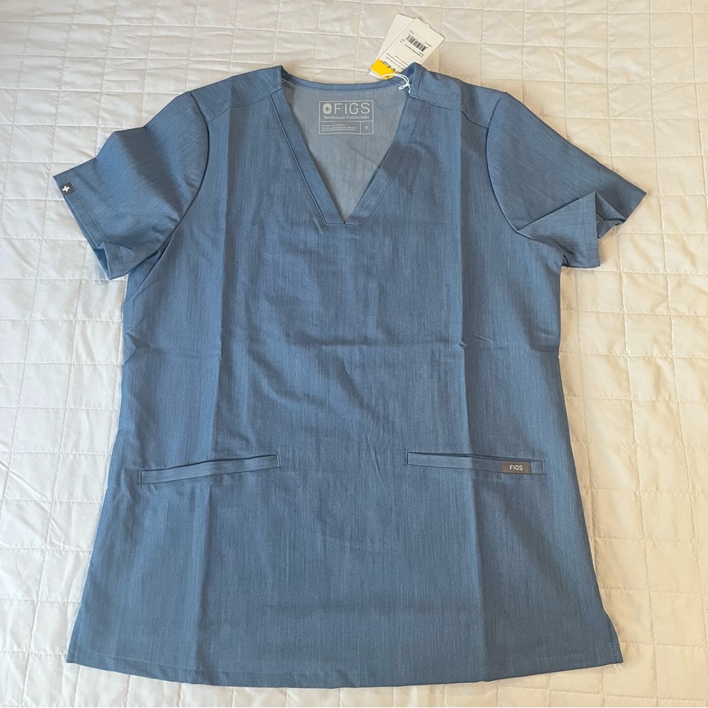 FIGS Scrub Top Technical Collection Casma Three Pocket Women’s Sz S Hid Blue